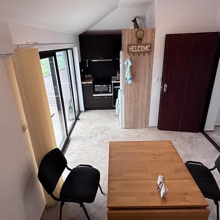 Relax In Kosharica *